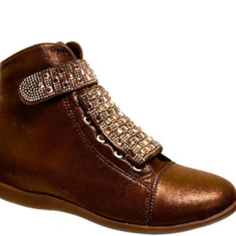 New 🆕 n Box Ladu Couture metallic bronze shoe bootie sz 5